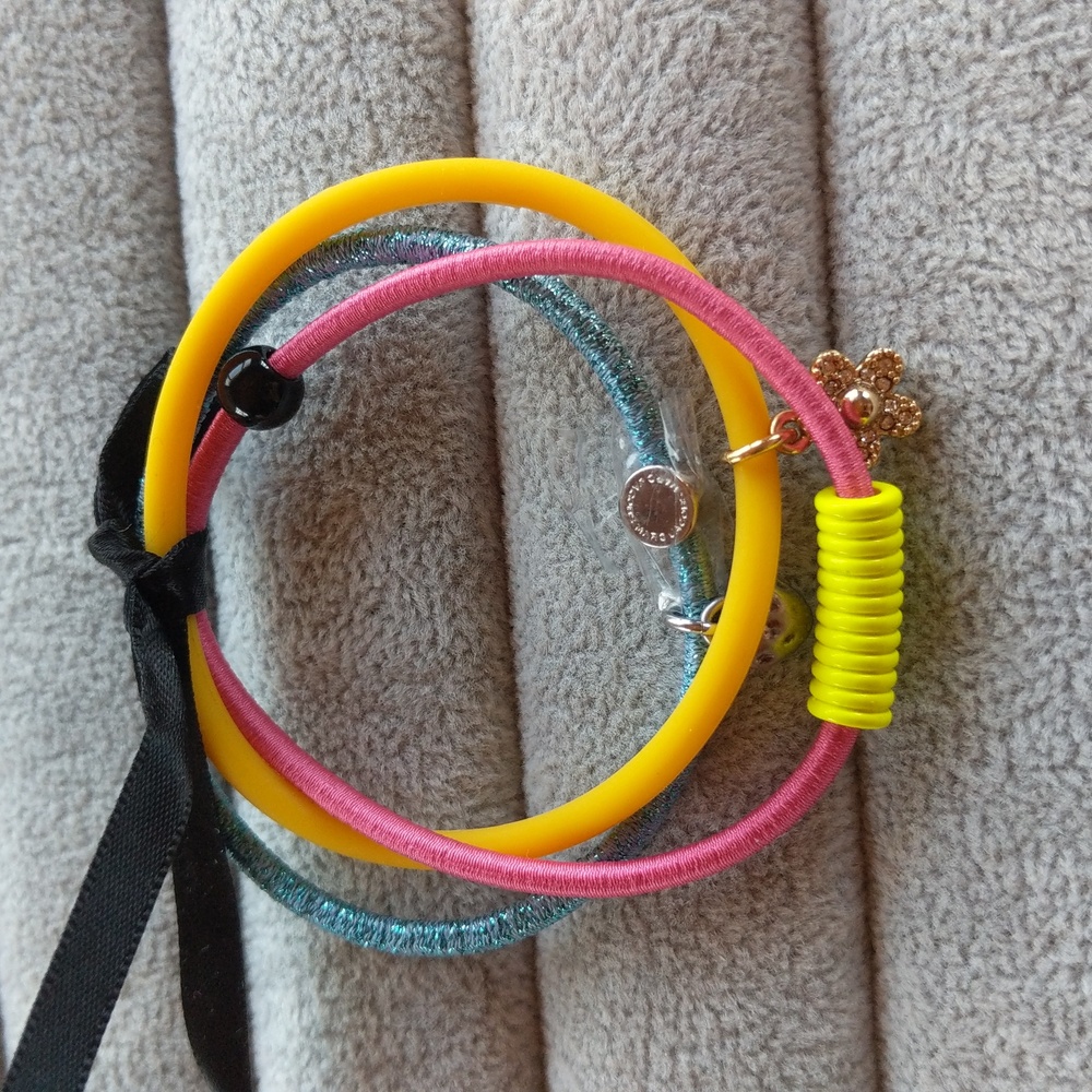 NWOT Marc Jacobs Hair Elastic Set Of 3 / Hair Bands / Hair Accessories